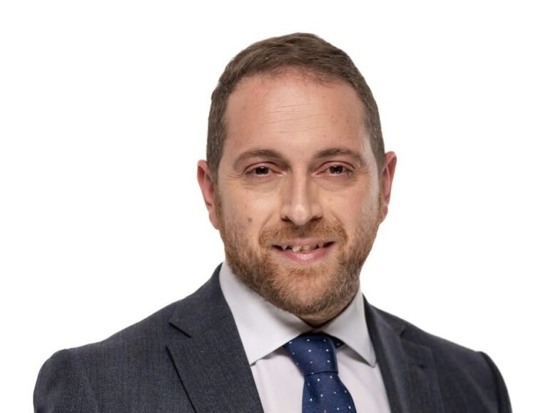 Alex Agius Saliba : “Insellem il-memorja tal-vera Suldati tal-Azzar”