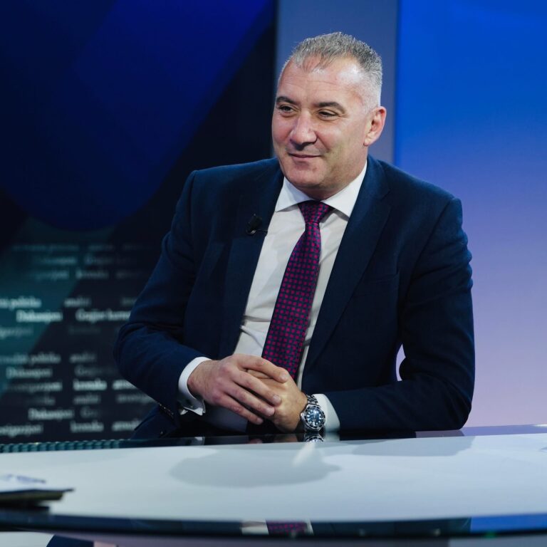 Jo Etienne Abela : “Matul il-Festi saru 58 proċeduri urġenti.”