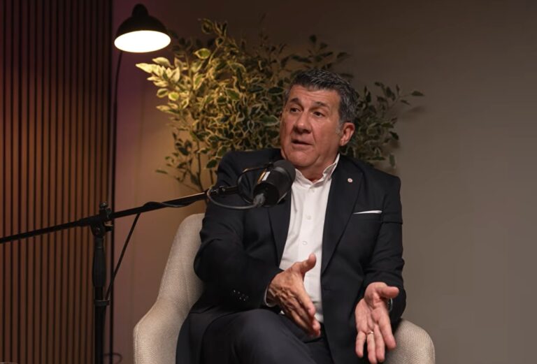 Il-Partit Laburista jistieden lil John Bundy u jispiċċa jgħajjarna “tal- biċċa”