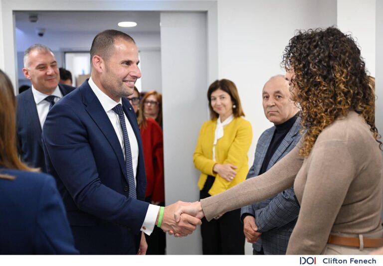 Il-Prim Ministru Robert Abela jinawgura uffiċjalment iċ-Ċentru tas-Servizzi għat-Tfal, l-Adolexxenti u ż-Żgħażagħ f’Birkirkara