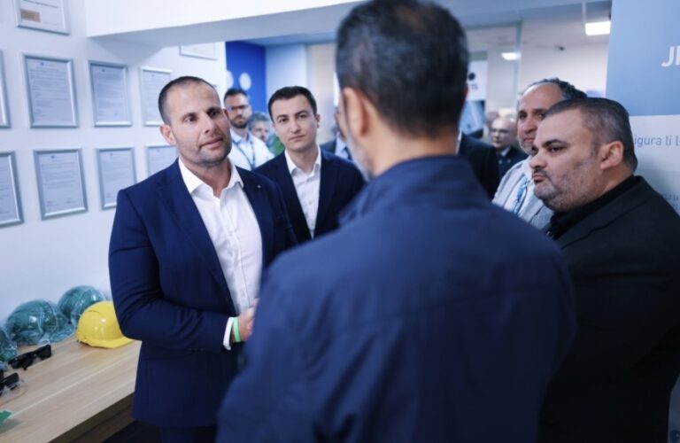 Il-Prim Ministru Robert Abela jżur MedservRegis – kumpanija Maltija li qed tkompli tespandi u ssaħħaħ il-preżenza tagħha internazzjonalment