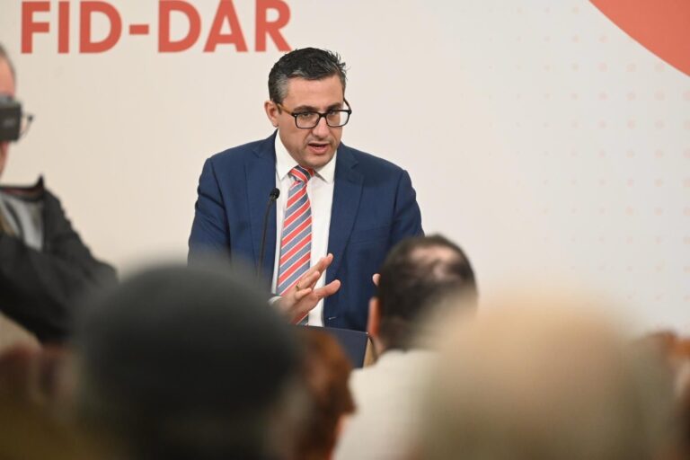 Żieda fl-Għajnuna għall-Carers fid-Dar