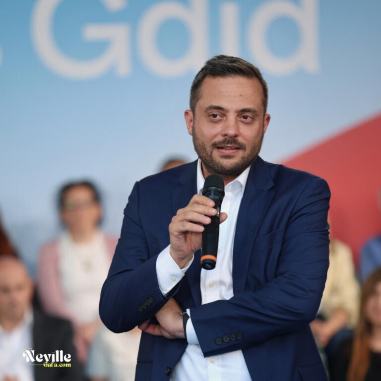Borg Manchè dam għaxar snin biex lesta kors ta’ ħames snin