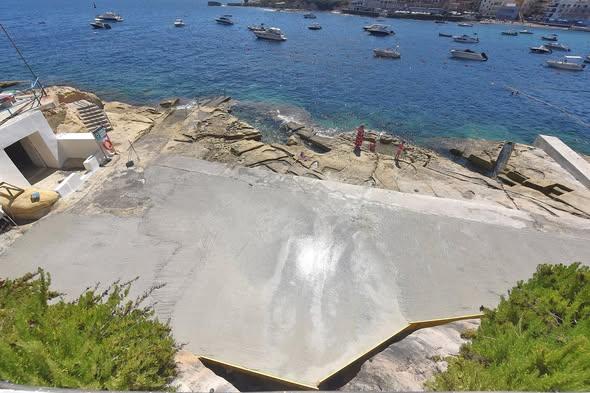 Min iħossu daqsekk b’saħħtu li jikmanda lil ħaddiema li m’humiex tiegħu?